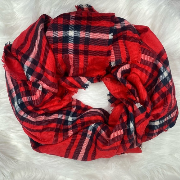 NWT Ann Taylor Plaid Pattern Winter Scarf - Picture 4 of 8